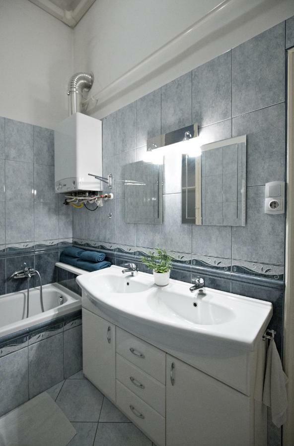 Ferienwohnung Klauzal Ter 9 Budapest Exterior foto