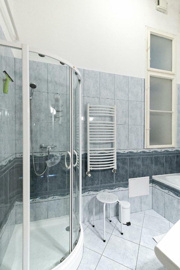Ferienwohnung Klauzal Ter 9 Budapest Exterior foto